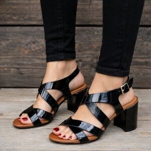 Patrizia by Spring Steps Laci Modern Minimalist Block Heel Sandals 8.5M